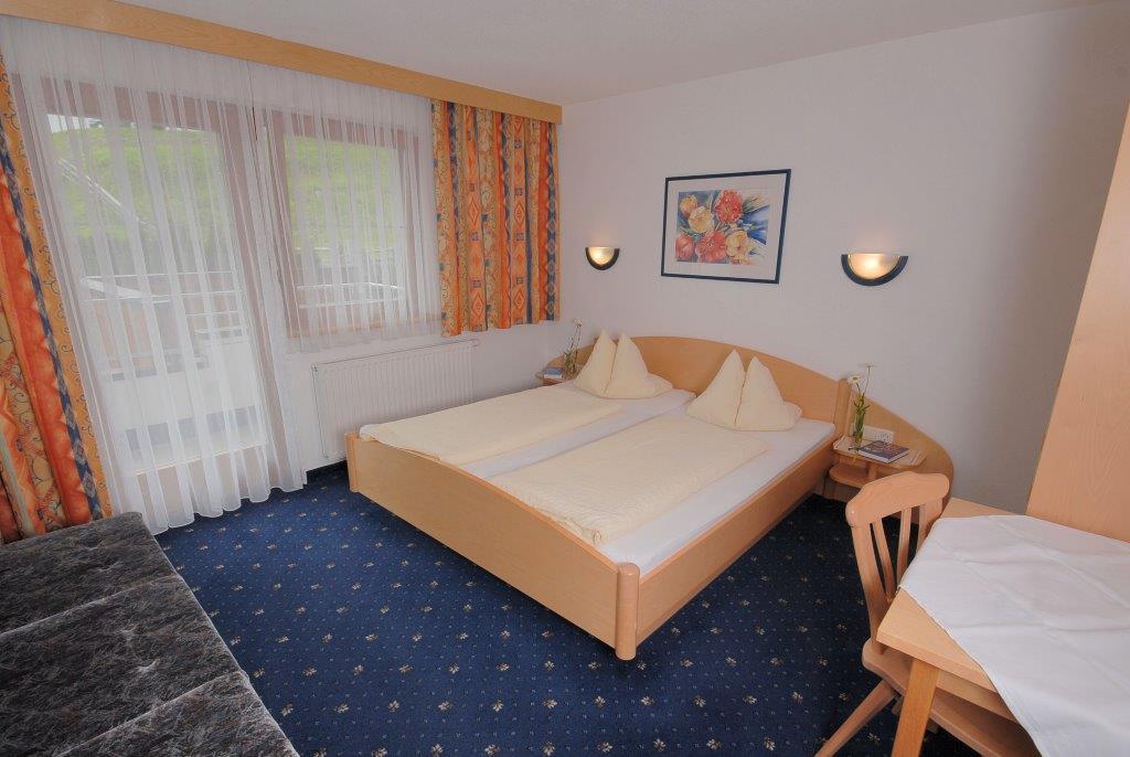 Apart Hotel Garni Kofler Fiss Habitación foto